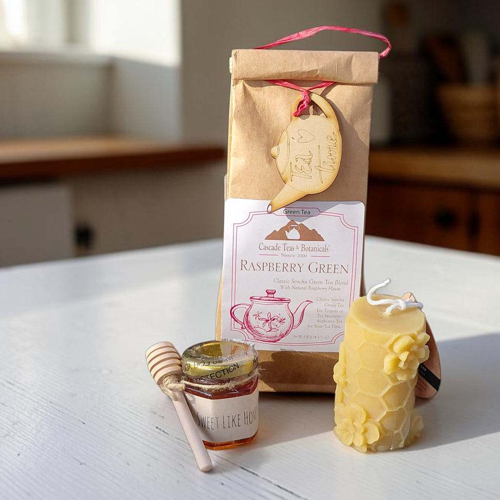 Loose Leaf Green Tea, Honey & Beeswax Candle Gift Set